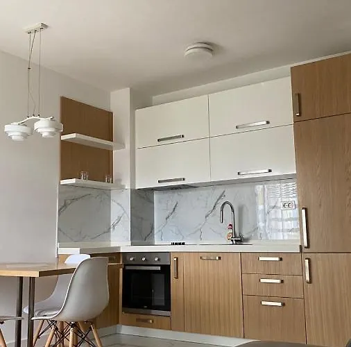 מלון Vukotic Apartman *